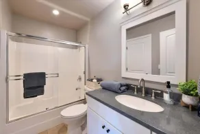 Jago Bay - Vineyard Home with Pool and Hot Tub - Image 2
