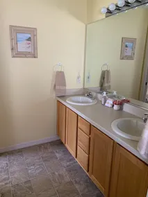 Great  Location in  Village of Belvedere close to Sumpter Landing and shopping - Image 3