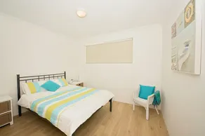 Close to beach and town in a quiet location.  - Image 5