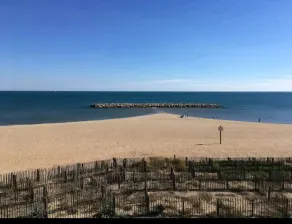 Sea View Apartment for 4 in Valras-Plage - Image 4