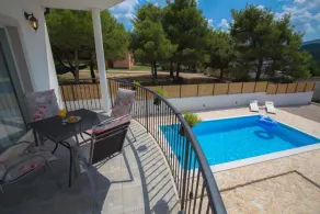 Villa R & B Kroatien šibenik - Image 5