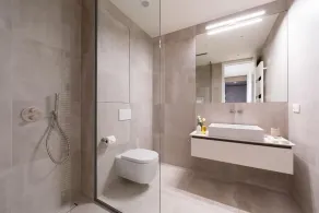 Executive One-Bedroom with Balcony - Image 2