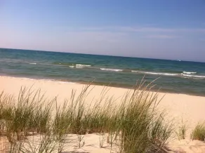 Waterfront Lake Michigan Cottage - Image 3