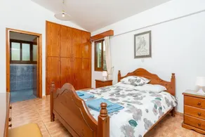 Villa Noni Large Private Pool AC WiFi - Image 5