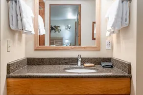 Beautiful updated one bedroom condo at Seventh Mountain Resort. - Image 3