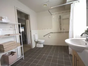 Yass Valley Stays - Easy self check-in - Image 3