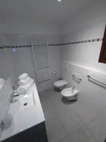 GRAYNITE - ADAMELLO PEAK - ONE Apartment - Image 3