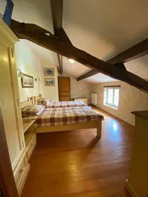 Serene périgourdine with equestrian facilities and immediate access to forest - Image 5