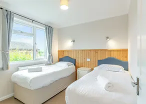 3 bedroom accommodation in Nr St Austell - Image 4