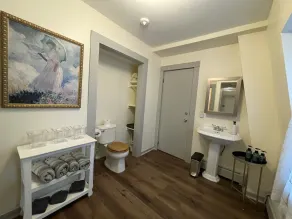 Gorgeous 4+ br 3.5 ba Harvard mansion: Cambridge Cosmopolitan - Image 4