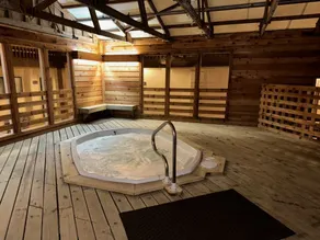 Snowcrest Condo Walking Distance to Slopes - Image 3