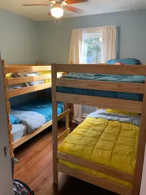 3 bedroom home steps away from beach/lake - Image 5