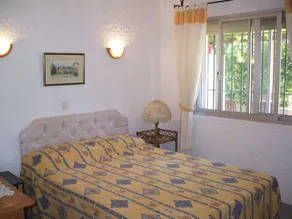 Semi-abgelegene 3 Bett, 2 Bad Familienvilla mit Pool & Gärten - Image 4
