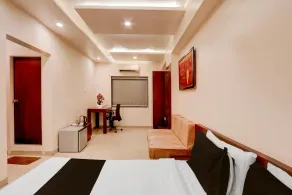 Super Deluxe Roomhotel Tiyana Inn - Image 5