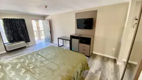Brentwood Inn & Suites - Image 3