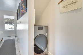 Newly Renovated, Modern Mtn Getaway: Pets Welcome! - Image 2