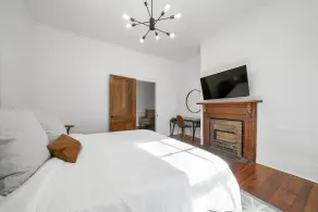 Remodeled Historical Home in Downtown Warm Springs - Image 4