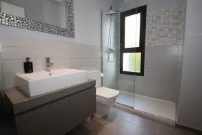 Casa D'Alessandro - modern ground floor apartment in quiet neighborhood - Image 3