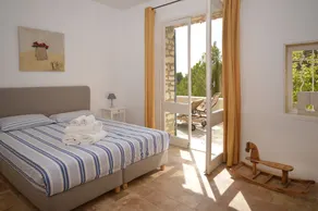 La Jaumière bei Murs / Gordes, beheizbarer Pool, fantastischer Blick, Top Wifi - Image 3