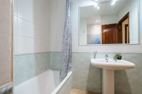 Great Townhouse in Alfalfa. 8 people, 3Bd, Parking Optional - Image 4