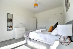 Kingspark Apartment - Modern three bedroom apartment - Image 4