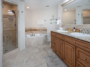 New! Arrowhead Estate | 2 Master Suites | Shuttle | Pool & Hot Tub Access - Image 4