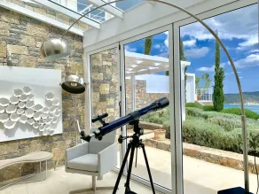 EXCEPTIONAL VILLA FACING THE SEA: VILLA INFINITY - Image 3