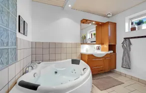 4 sovrum härligt hem i Væggerløse - Image 2