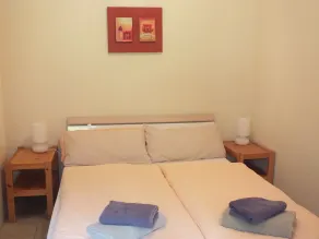 Lovely, quiet 4-star apartment for two - close to village and lake - Wi-Fi - Image 3