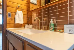 Cozy Copper Cabin in the City - the whole place is yours!  - Image 4