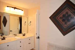 Luxury Lakefront Estate! 6BR 4. 5BA, quai privé, rampe et plus - Image 5