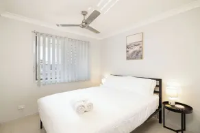 Smart Suites Self Check-in Apartments - Rocklea Station S - Image 5
