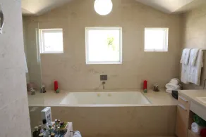 Tuscan-Style Villa in La Jolla Village w/ Private Casita, Parking, Walk to Beach - Image 2