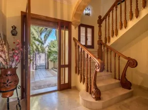 Villa Llobell - Plusholidays - Image 2