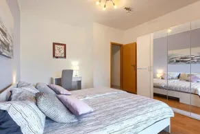 Holiday apartment with terrace and garden - Image 5
