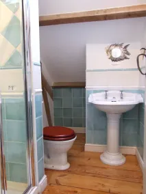Pretty Cottage with Open Fire, Garden, Fields and Woods. Pet-Friendly EV Charger - Image 3