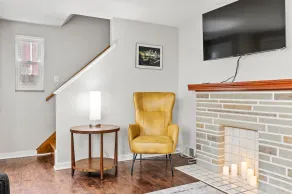 Open Floor 3-Bedroom Home⭐️15min to Dtwn🚗Private Garage🫃Kids Friendly - Image 3