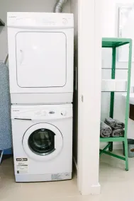Super zentrale, geräumige Lux 2BR, 2 Bäder - Image 3