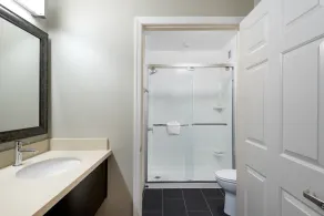 1 Bedroom | King Suite Near IAD | Free Breakfast - Image 3
