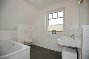 House - Image 4
