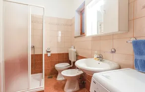 Nice Home in Rebici-barban With Wifi and 2 Bedrooms - Image 2