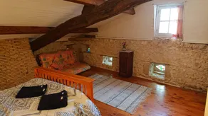 Stenhus i landsbyens beliggenhed - Image 4