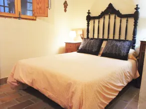 SPANISH VILLA WITH PRIVATE POOL, WIFI, 50 MINUTES FROM THE BEACH - Image 4