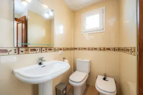 Minimal Apartment Ref 9000 with Sea View, Balcony, Wi-Fi and Air Conditioning - Image 3