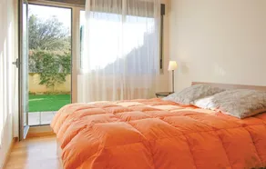 2 Bedroom Cozy Apartment In Llanes - Image 4