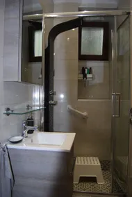 MANI'S LUXURY HOUSE - Image 3