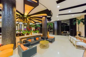 Luxury Condo on the Beach - Image 3