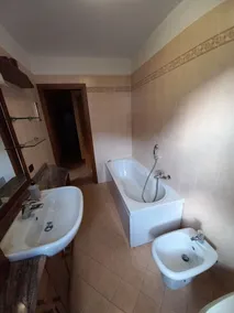 Big apartment, 3 bedrooms, 2 bathrooms, private garden, 200mt far from Como Lake - Image 4