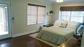 Brand new furniture water front home with Boat dock and RV parking with hook up! - Image 3