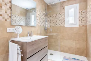 Casa di campagna modernizzata con terrazza sul tetto, giardino e Wi-Fi - Image 3